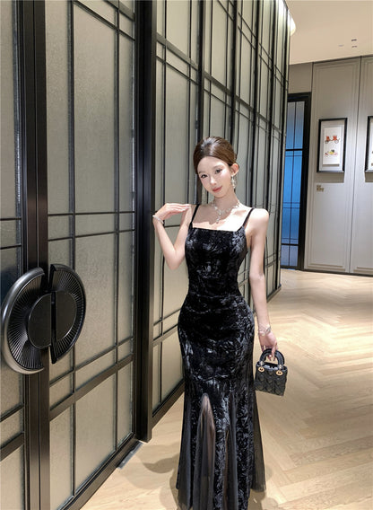 Appealing Spaghetti Strap Black Velvet Maxi Dress Unique Sheer Tulle Splicing Mermaid Long Dress AP3745