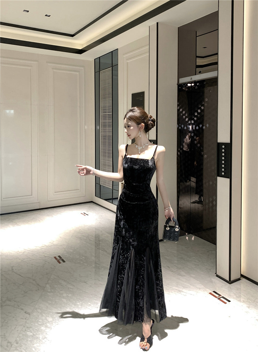 Appealing Spaghetti Strap Black Velvet Maxi Dress Unique Sheer Tulle Splicing Mermaid Long Dress AP3745