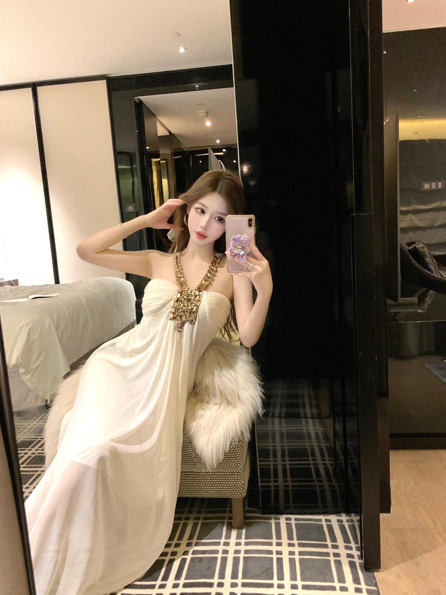 Fascinating A-Line White Evening Maxi Dress Graceful Crystals Accent Halter Long Dress AP3746