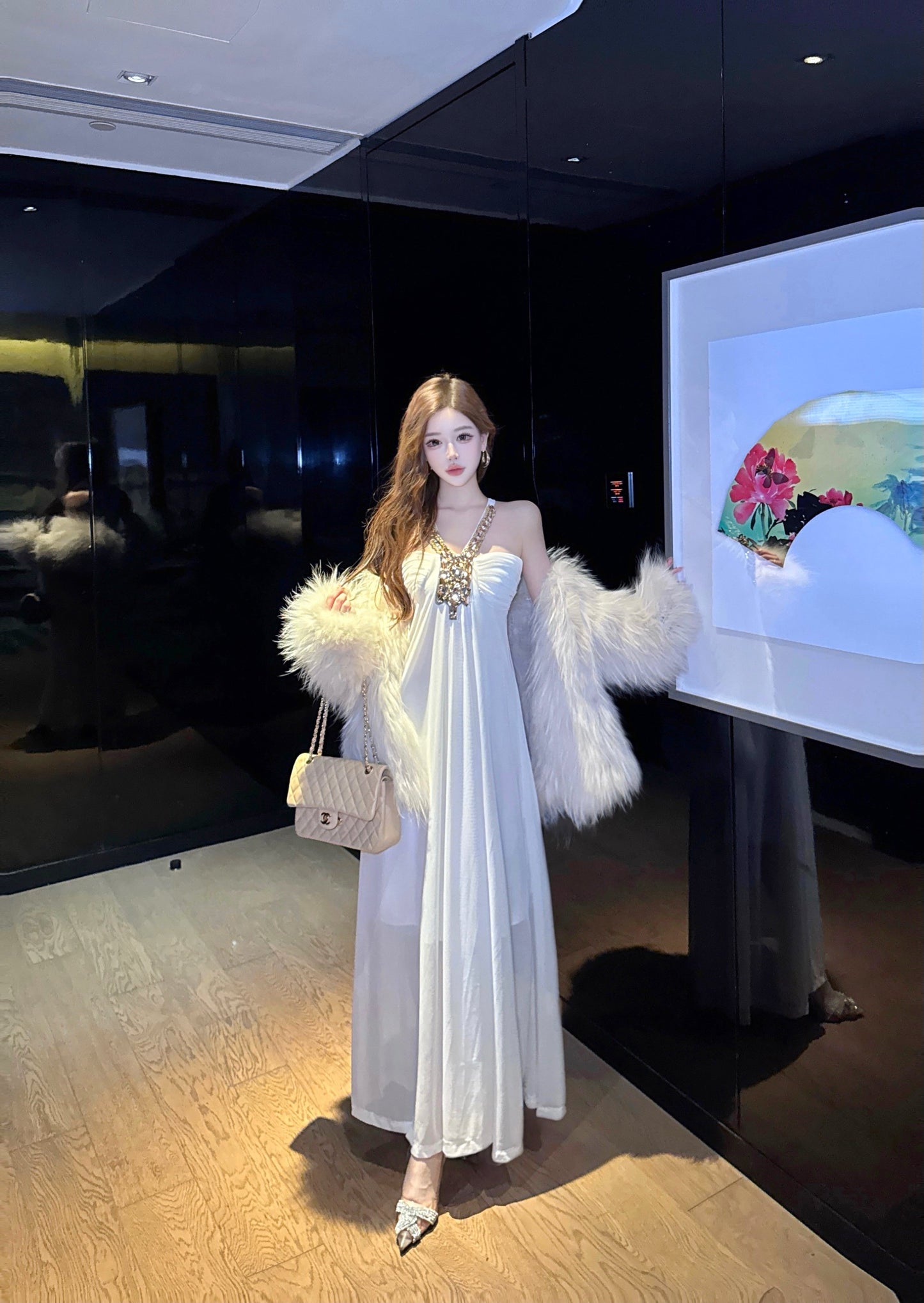 Fascinating A-Line White Evening Maxi Dress Graceful Crystals Accent Halter Long Dress AP3746