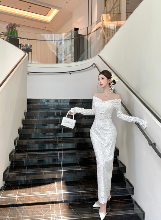 Ornate Lace Splicing Off-Shoulder Slit Maxi Dress Vogue Long Sleeve Sheath Evening Long Dress AP3750