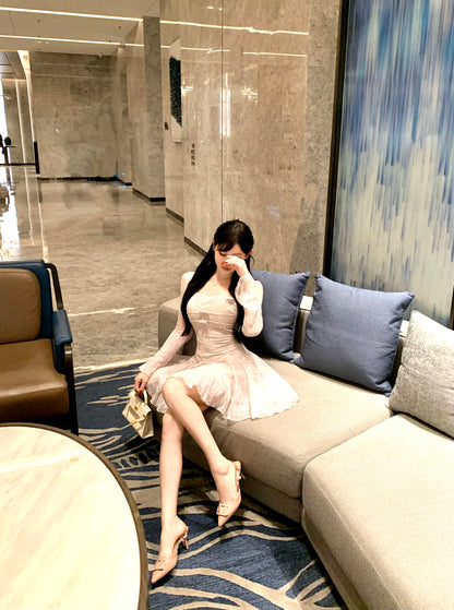 Classical Sheer Lace Splicing A-Line Mini Skirt Romantic Square Neck Bows Long Sleeve Short Dress AP3757