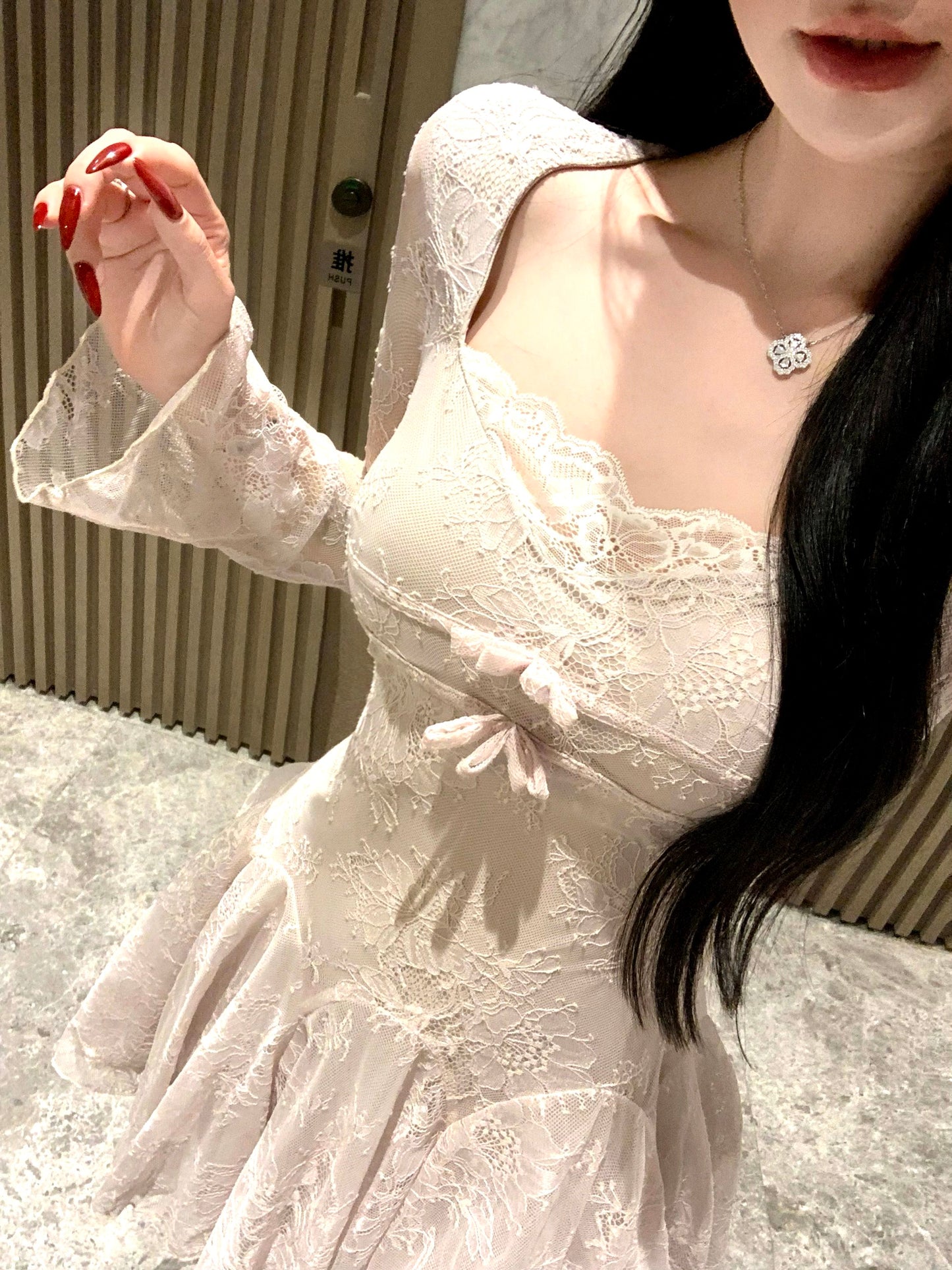 Classical Sheer Lace Splicing A-Line Mini Skirt Romantic Square Neck Bows Long Sleeve Short Dress AP3757