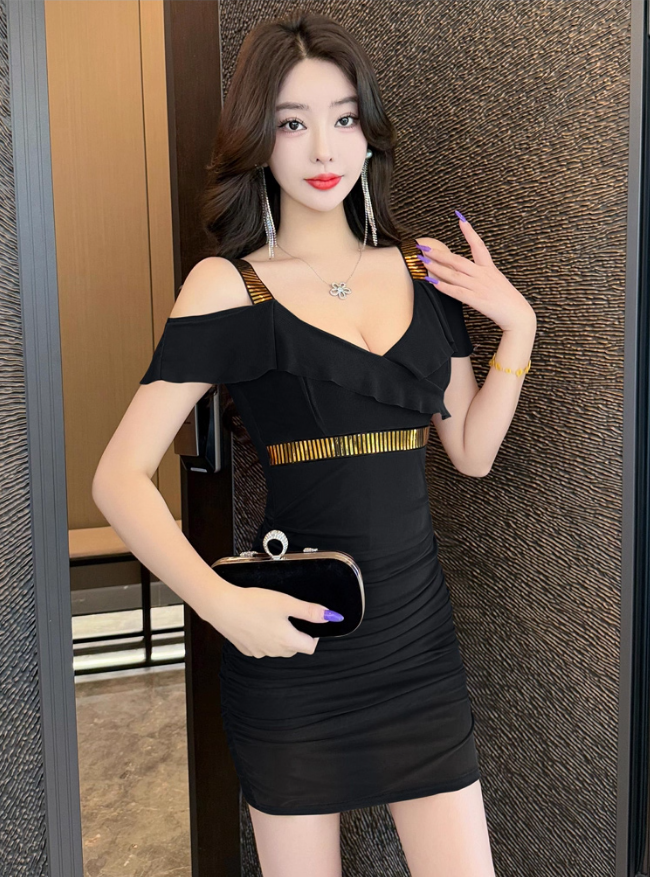 Glamorous Bodycon Ruffles Trim Black Mini Skirt Chic Sequins Design Off-Shoulder Short Dress AP3768