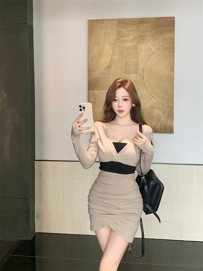 Fitted Color-Block V-Neck Draped Mini Skirt Vogue Long Sleeve Bodycon Asymmetric Hem Short Dress AP3782