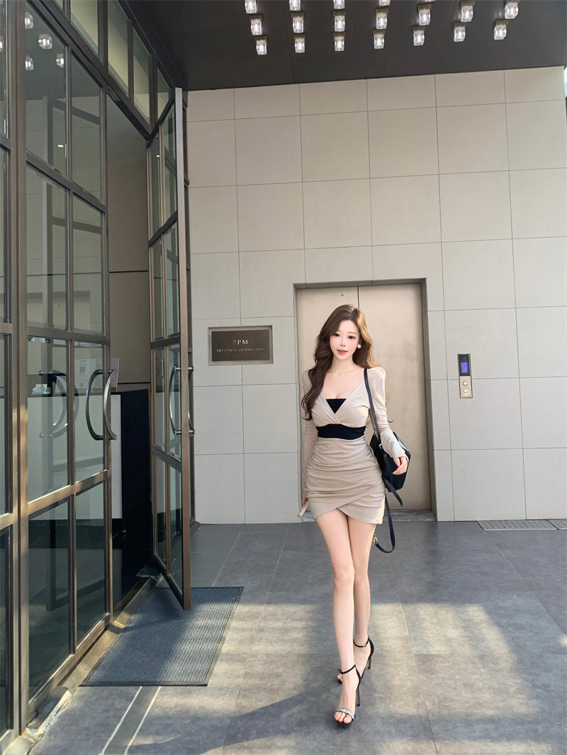 Fitted Color-Block V-Neck Draped Mini Skirt Vogue Long Sleeve Bodycon Asymmetric Hem Short Dress AP3782