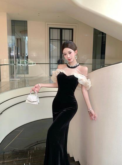 Princess Sheer Tulle Splicing Mermaid Evening Maxi Dress Glittering Beading  Black Velvet Halter Long Dress AP3790