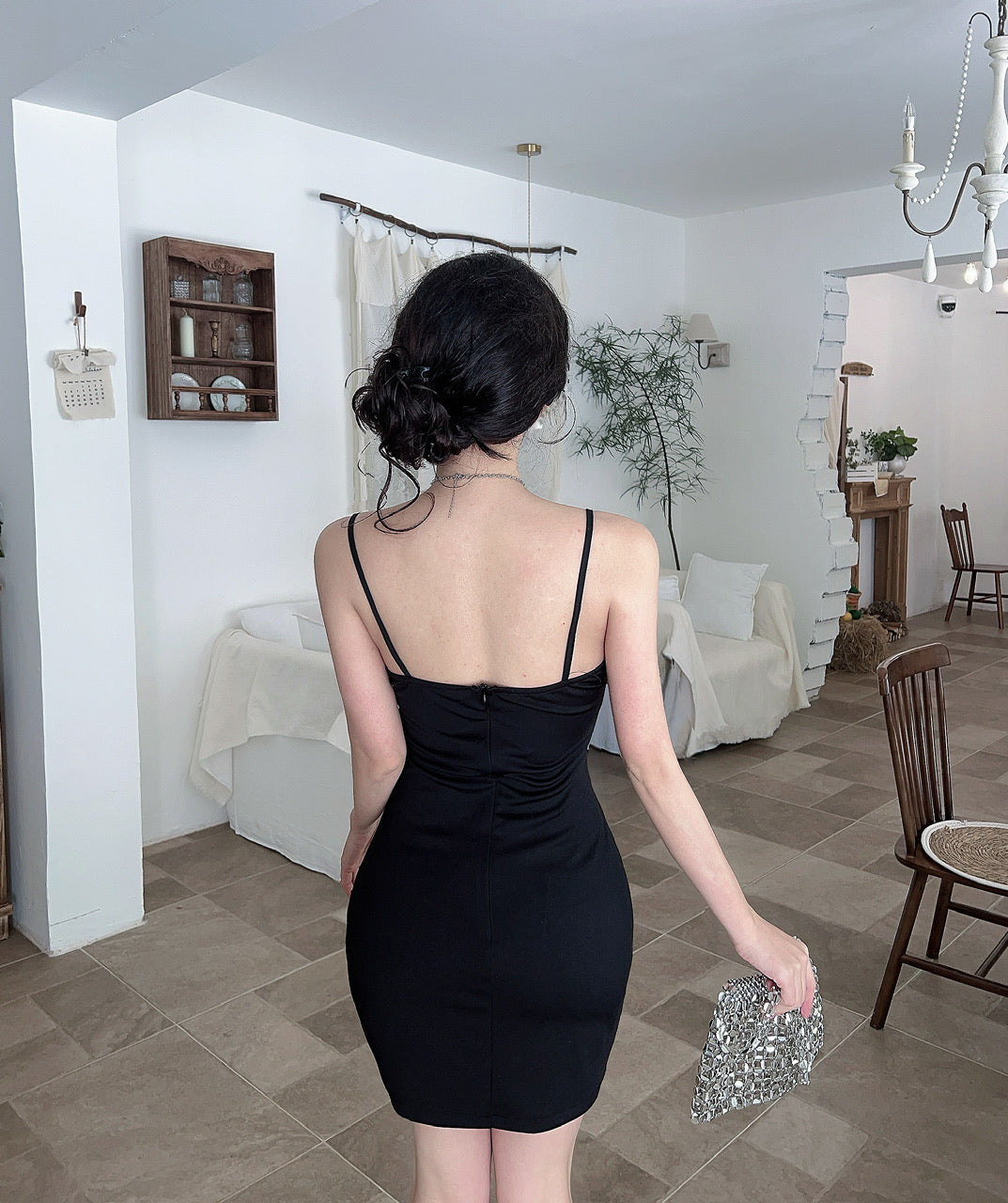 Delicate Sequins Accent Spaghetti Strap Mini Skirt Alluring Parties Outfit Tulle Splicing Sheath Short Dress AP3793