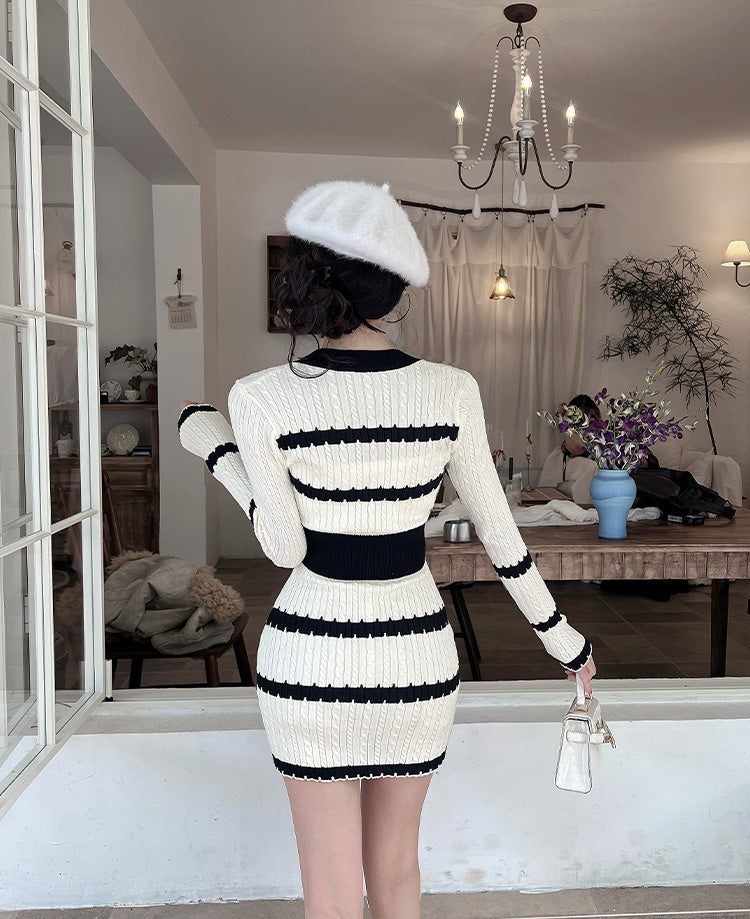 Lovely V-Neck knitted Stripe Mini Skirt Vogue Adorable Cinched-Waist Long Sleeve Bodycon Short Dress AP3804