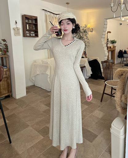 Refined V Neck Knitted Maxi Dresses Lovely A-Line Long Sleeve Threaded Long Dress AP3805