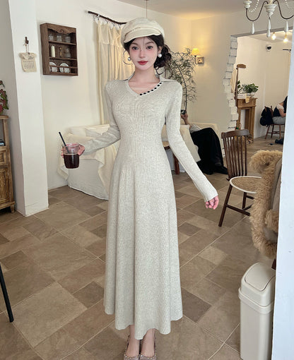 Refined V Neck Knitted Maxi Dresses Lovely A-Line Long Sleeve Threaded Long Dress AP3805