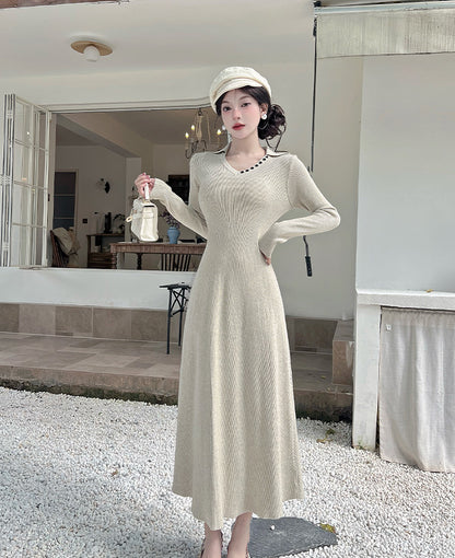 Refined V Neck Knitted Maxi Dresses Lovely A-Line Long Sleeve Threaded Long Dress AP3805