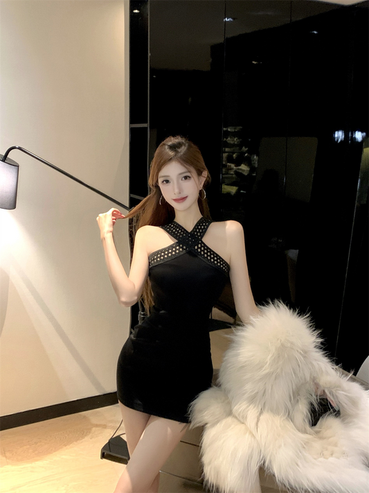Enchanting Cutout Bodycon Black Mini Skirt Casual Sleeveless Cinched-Waist Halter Short Dress AP3807