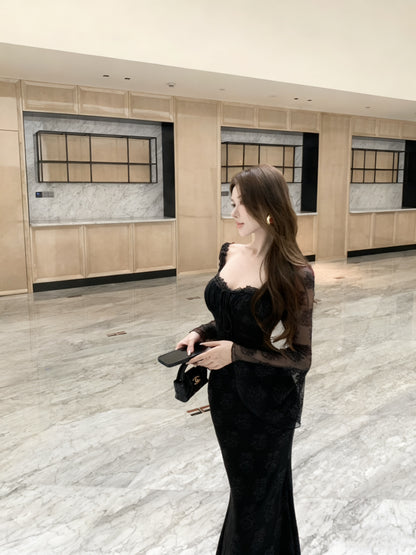 Fantastic Black Lace Long Bell Sleeve Maxi Dress French Style Square Neck Mermaid Evening Long Dress AP3824