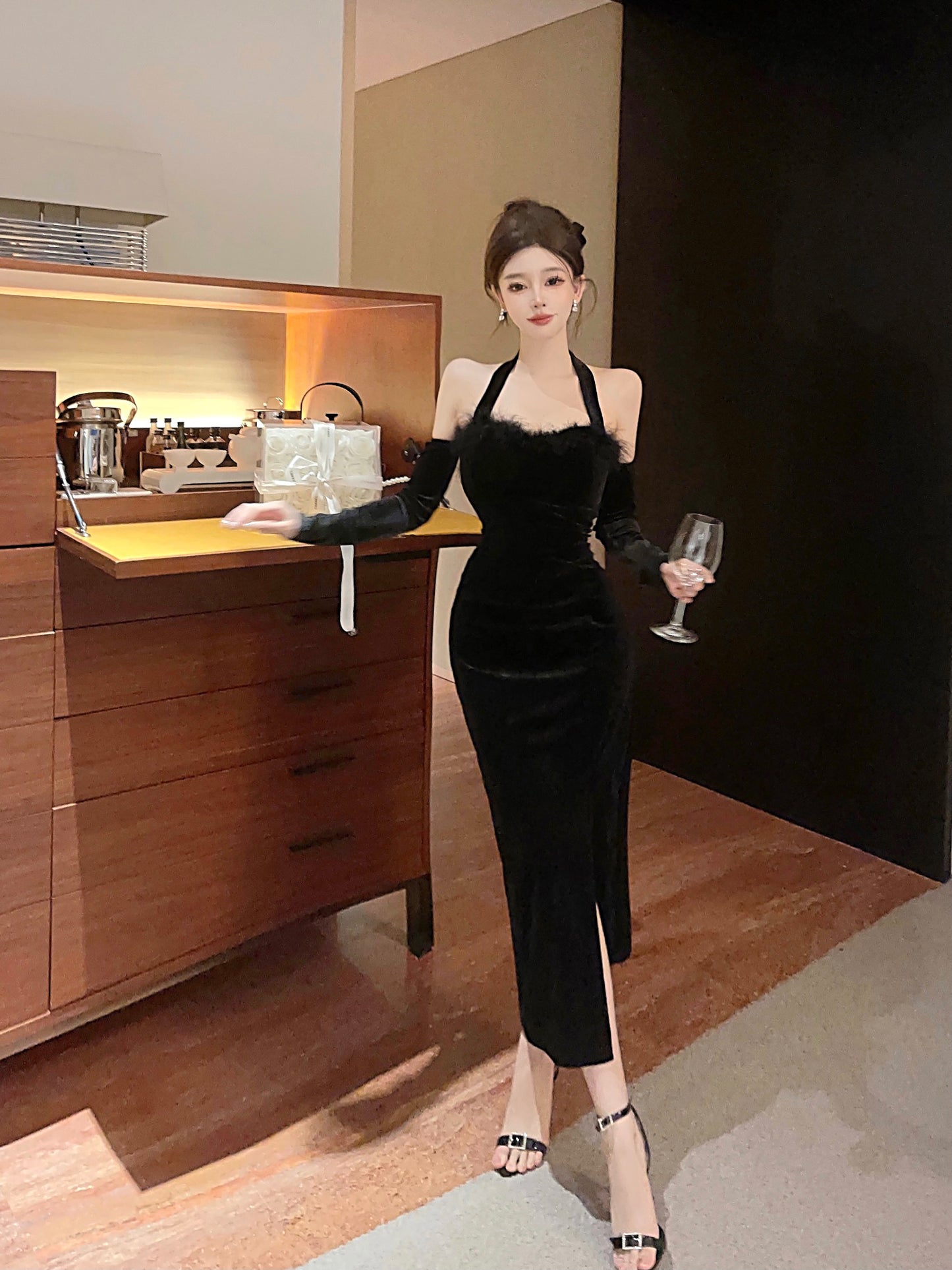 Artistic Detachable Sleeve Sheath Maxi Dress Trendy Black Velvet Side Slit Evening Halter Long Dress AP3828