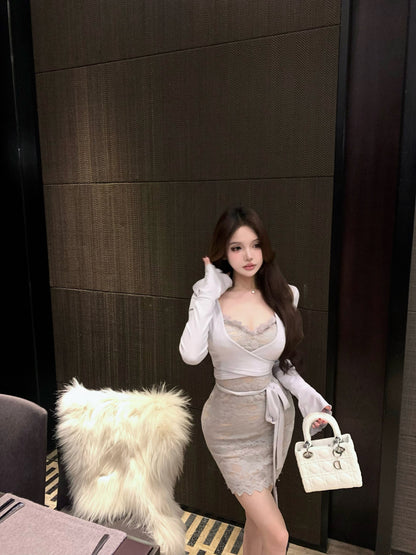 Dreamy Lace Splicing Ruffles Square Neck  Mini Skirt Glam Long Sleeve Bodycon Short Dress AP3829