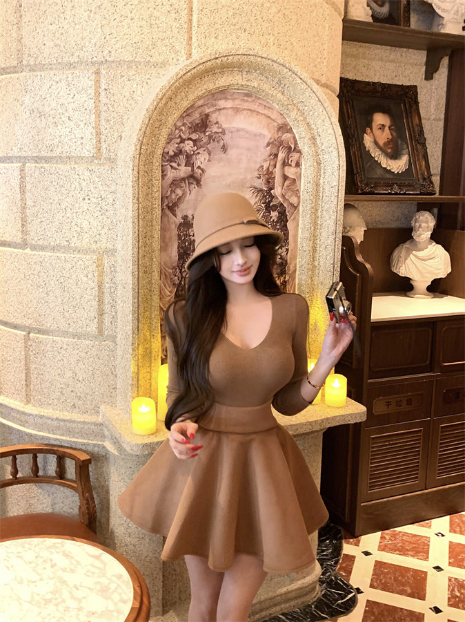 Alluring 2-Piece Set A-Line Cinched-Waist Mini Skirt Minimalism Jewel Neck Long Sleeve Short Dress AP3830