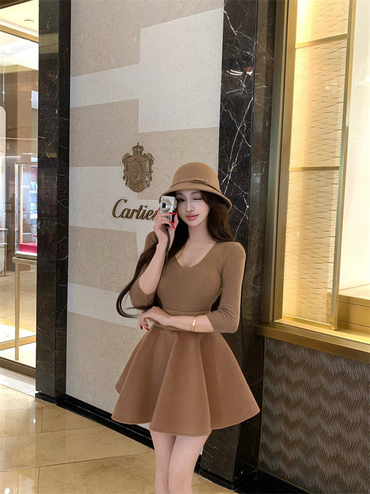 Alluring 2-Piece Set A-Line Cinched-Waist Mini Skirt Minimalism Jewel Neck Long Sleeve Short Dress AP3830