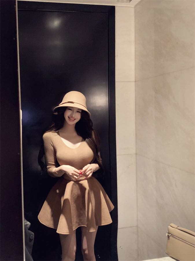 Alluring 2-Piece Set A-Line Cinched-Waist Mini Skirt Minimalism Jewel Neck Long Sleeve Short Dress AP3830