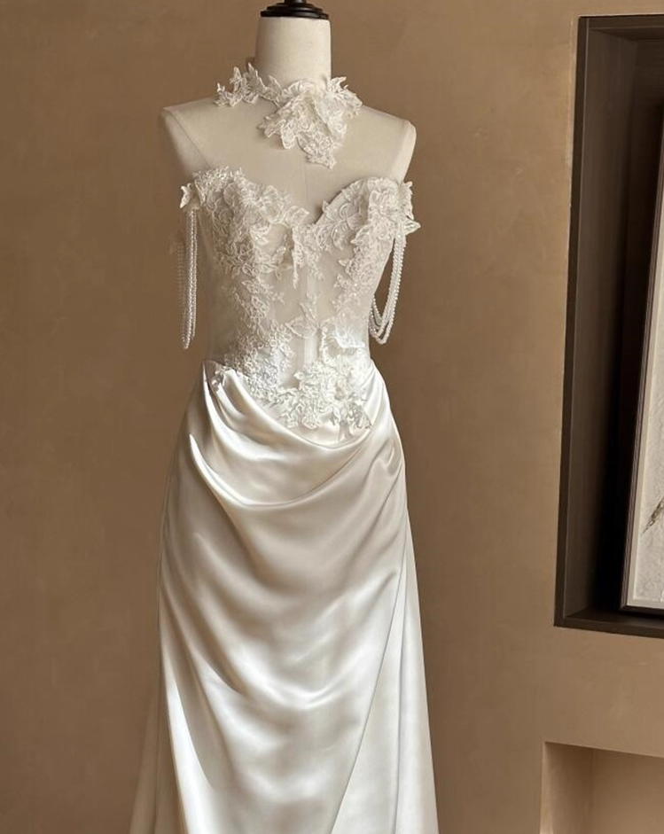 Glam Off-Shoulder Sheath Bridal Gowns Fairy Beading Sequins Appliques Wedding Dress AP3832