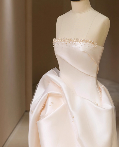 Glamorous A-Line Strapless Engagement Gowns Sweet Beads Satin Tulle Gathered Wedding Dress AP3833