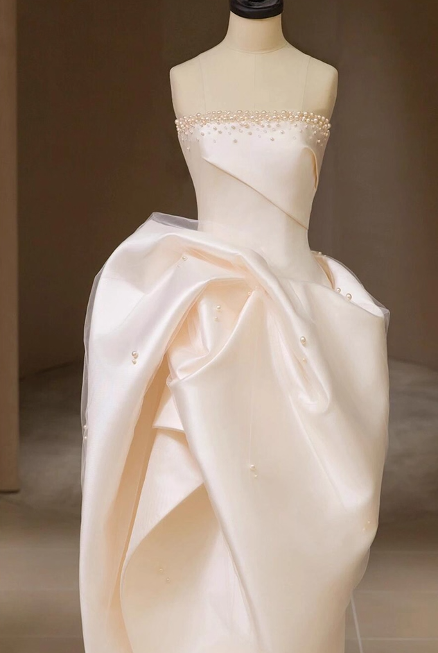 Glamorous A-Line Strapless Engagement Gowns Sweet Beads Satin Tulle Gathered Wedding Dress AP3833