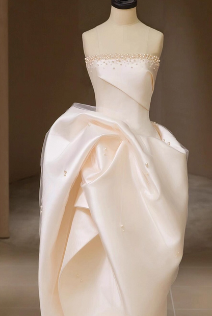 Glamorous A-Line Strapless Engagement Gowns Sweet Beads Satin Tulle Gathered Wedding Dress AP3833