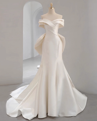 Unique Off-Shoulder Mermaid Bridal Gowns Romantic White Satin Pleated Wedding Dress AP3837