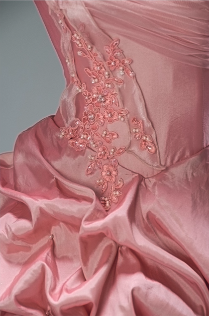 Fancy A-Line Strapless Sweet 16th Gowns Dramatic Appliques Beads Tulle Tiered Prom Dress AP3859