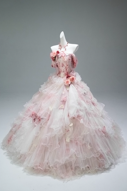 Delicate A-Line Off-Shoulder Tiered Tulle Evening Gowns Trendy Appliques Beads Handmade Flowers Prom Dress AP3860