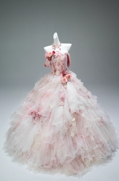 Delicate A-Line Off-Shoulder Tiered Tulle Evening Gowns Trendy Appliques Beads Handmade Flowers Prom Dress AP3860