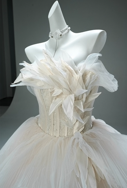 Amazing A-Line Off-Shoulder Layered Tulle Evening Gowns Glam Handmade Flowers Sequins Prom Dress AP3874