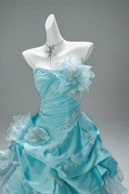 Romantic A-Line Strapless Sweet 16th Gowns Vibrant Handmade Flowers Appliques Beads Pleated Prom Dress AP3879