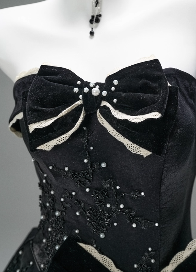 Ornate A-Line Strapless Ruffles Sweet 16th Gowns Bows Beads Tulle Tiered Prom Dress AP3880