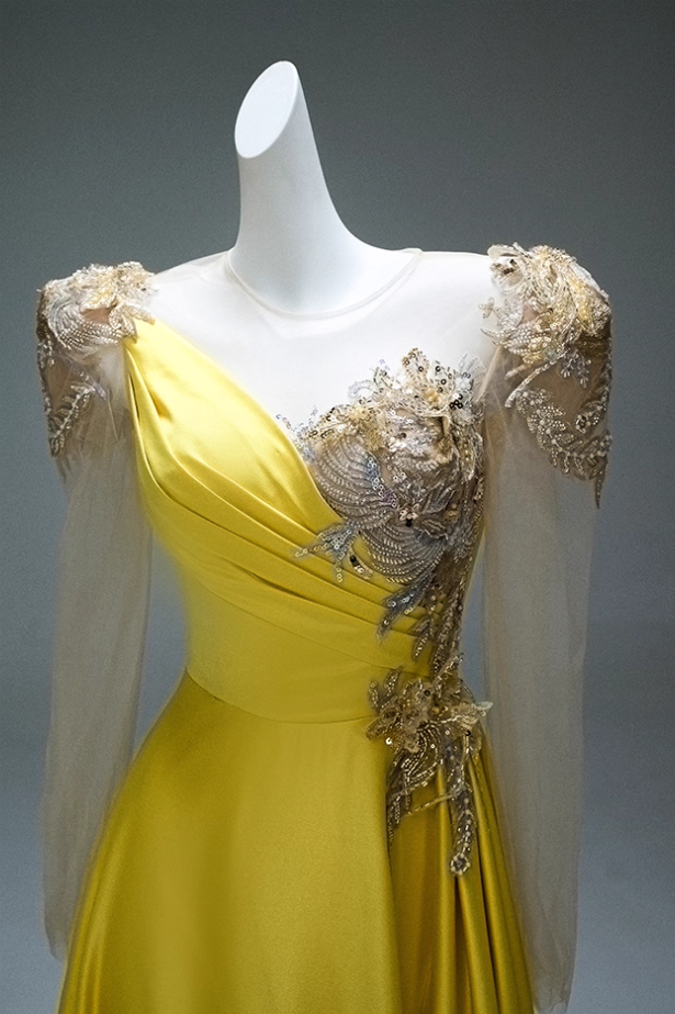 Chic Illusion Neck A-Line Long Sleeve Evening Gowns Vibrant Yellow Sequins Beading Prom Dress AP3882