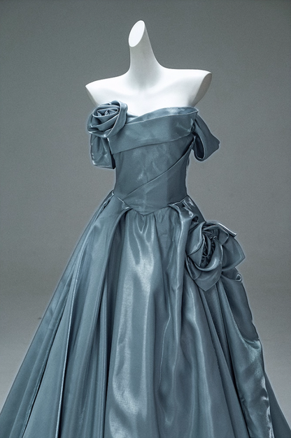 Luxurious Off-Shoulder A-Line Evening Gowns Glittering Handmade Flowers Prom Dress AP3883