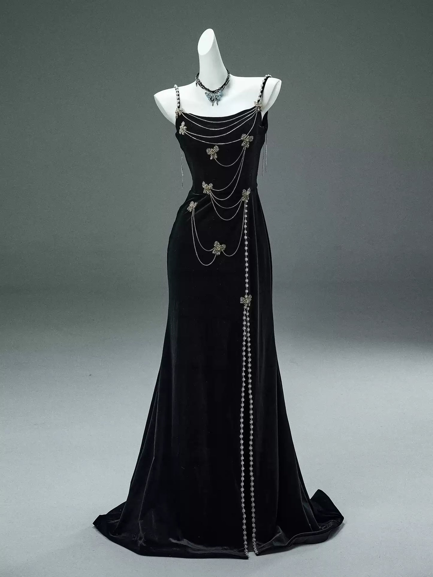 Graceful Sheath Spaghetti Strap Black Evening Dress Chic Velvet Beading Sequins Crystals Prom Dress AP3885