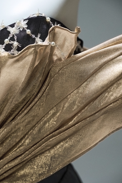 Elegant Off-Shoulder A-Line Evening Gowns Minimalism Beading Color-Block Prom Dress AP3886