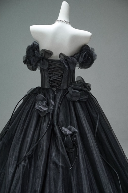 Gothic-Style Off-Shoulder A-Line Evening Gowns Fashion 3D Appliques Black Prom Dress AP3887