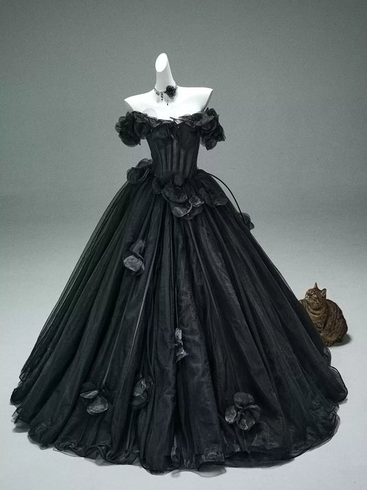 Gothic-Style Off-Shoulder A-Line Evening Gowns Fashion 3D Appliques Black Prom Dress AP3887