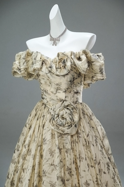 Fantastic Off-Shoulder A-Line Floral Print Evening Gowns Attractive Ruffles Beads Handmade Flowers Prom Dress AP3889