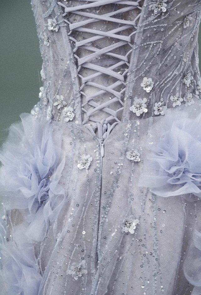 Ethereal A-Line Strapless Ruffles Tulle Sweet 16th Gowns Flattering Handmade Flowers Sequins Prom Dress AP3894