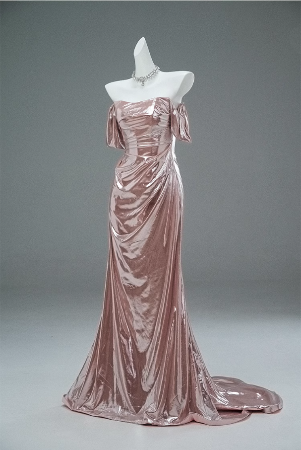 Glam Off-Shoulder Sheath Evening Gowns Lustrous Minimalism Draped Prom Dress AP3897