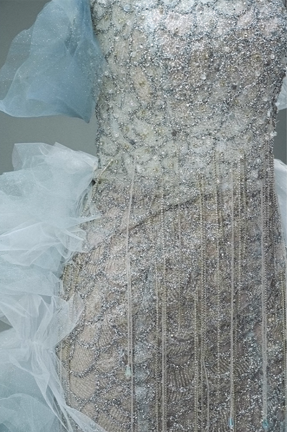 Glamorous Off-Shoulder Sheath Evening Gowns Sheen Beading Sequins Tulle Train Prom Dress AP3898