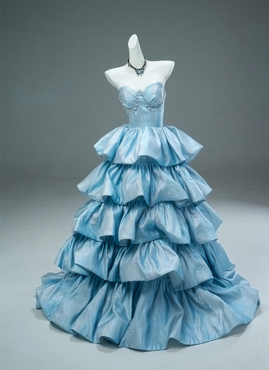 Stunning A-Line Strapless Sweet 16th Gowns Stylish Beads Tiered Prom Dress AP3900