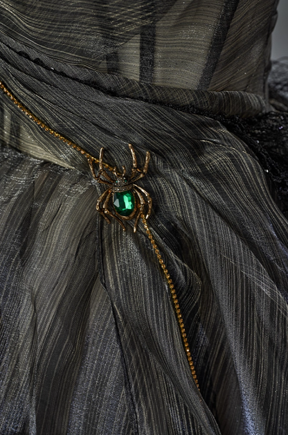 Unique Off-Shoulder A-Line Sweet 16th Gowns Gothic-Style Chain Crystals Tulle Prom Dress AP3902