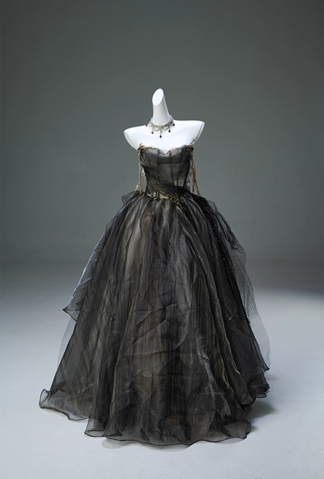 Unique Off-Shoulder A-Line Sweet 16th Gowns Gothic-Style Chain Crystals Tulle Prom Dress AP3902