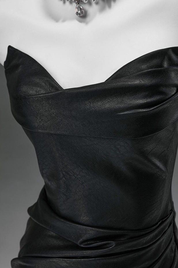 Simple Strapless Mermaid Black Evening Gowns Sexy Ruched Lace-Up Prom Dress AP3908