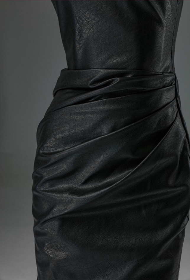 Simple Strapless Mermaid Black Evening Gowns Sexy Ruched Lace-Up Prom Dress AP3908