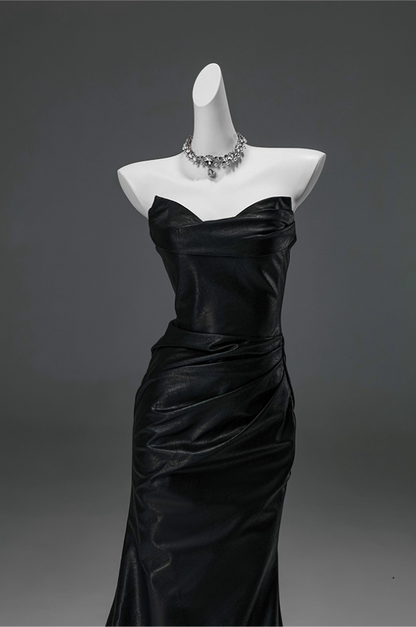 Simple Strapless Mermaid Black Evening Gowns Sexy Ruched Lace-Up Prom Dress AP3908